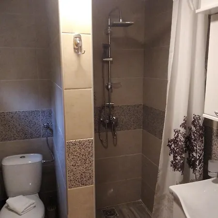 Izvor Lisine 3* Strmosten