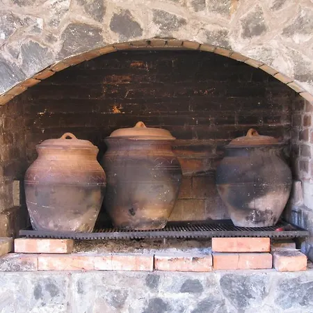 Izvor Lisine Strmosten