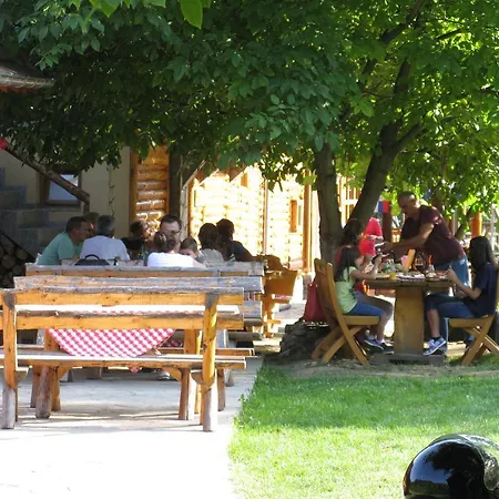 Bed & Breakfast Izvor Lisine Strmosten