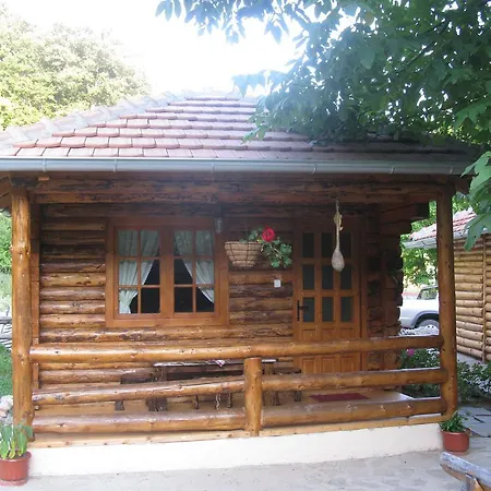 Bed & Breakfast Izvor Lisine 3*