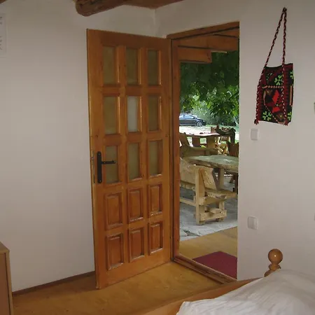 Bed & Breakfast Izvor Lisine Strmosten