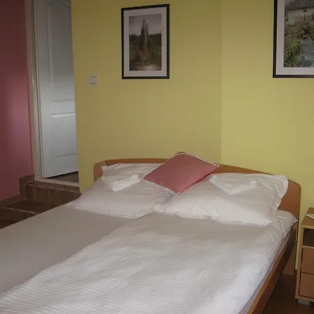 Bed & Breakfast Izvor Lisine *
